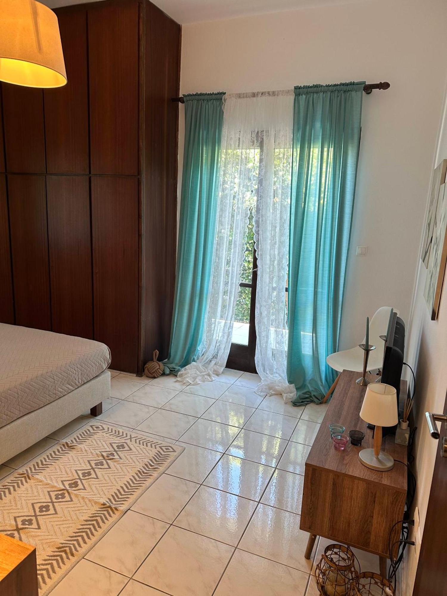 דירות Varnavas Eratous Seaside House מראה חיצוני תמונה