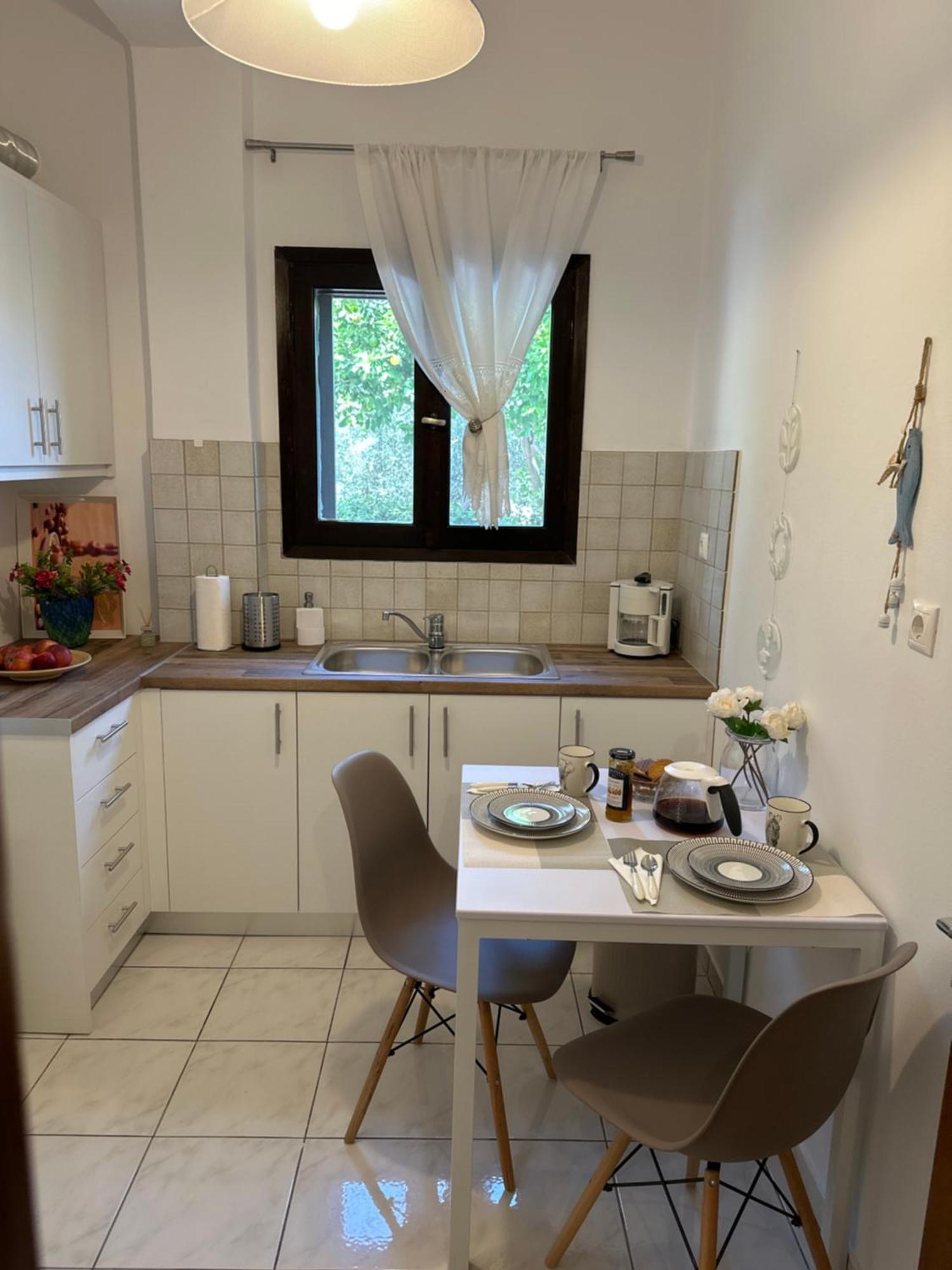 דירות Varnavas Eratous Seaside House מראה חיצוני תמונה